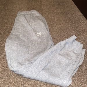 Nike Men’s Joggers in Medium